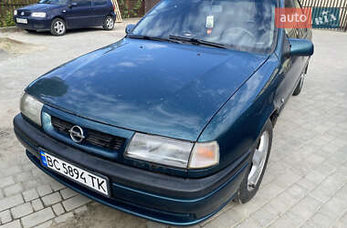 Седан Opel Vectra 1995 в Львові
