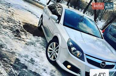 Ліфтбек Opel Vectra 2005 в Чернігові