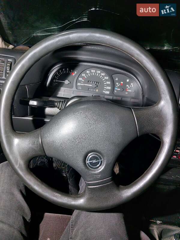 Opel Vectra 1990