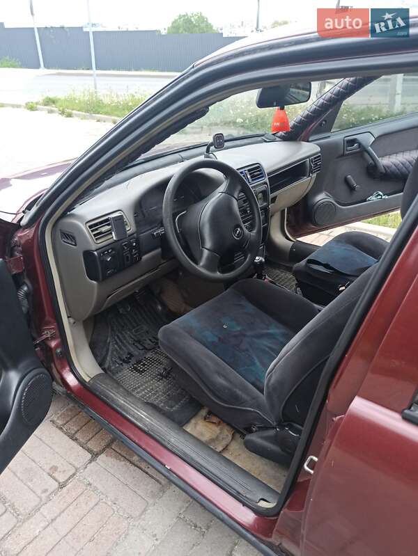 Седан Opel Vectra 1991 в Львове