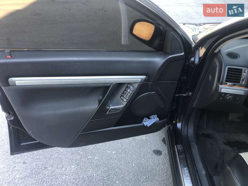 Седан Opel Vectra 2007 в Николаеве фото 16 Седан Opel Vectra 2007 в Николаеве