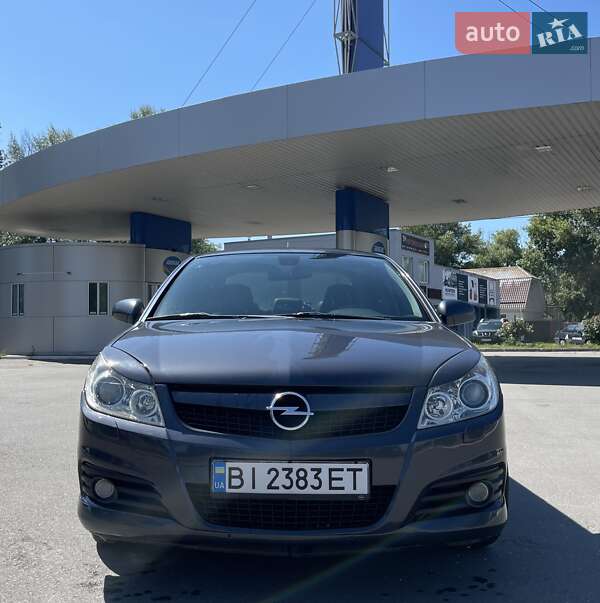 Седан Opel Vectra 2007 в Кременчуге