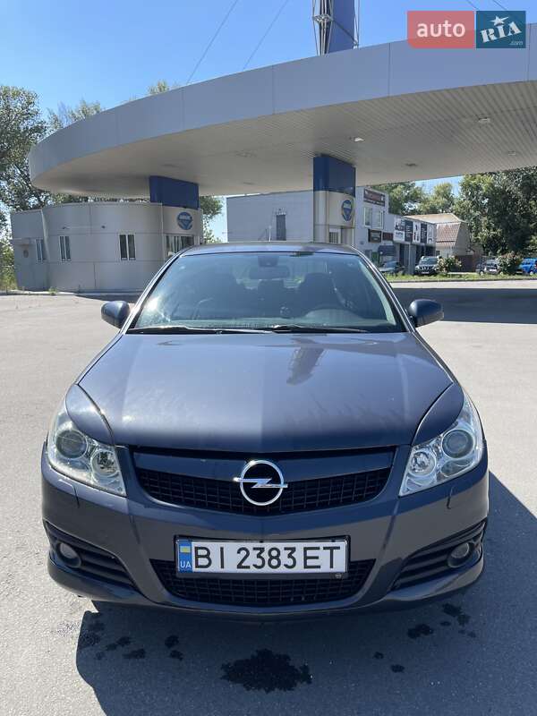 Седан Opel Vectra 2007 в Кременчуге