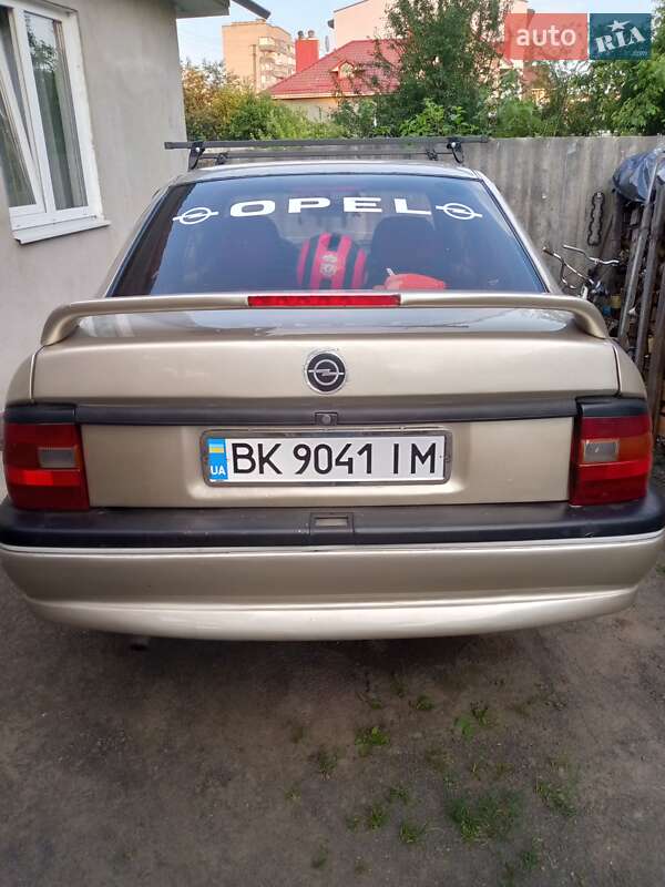 Opel Vectra 1993