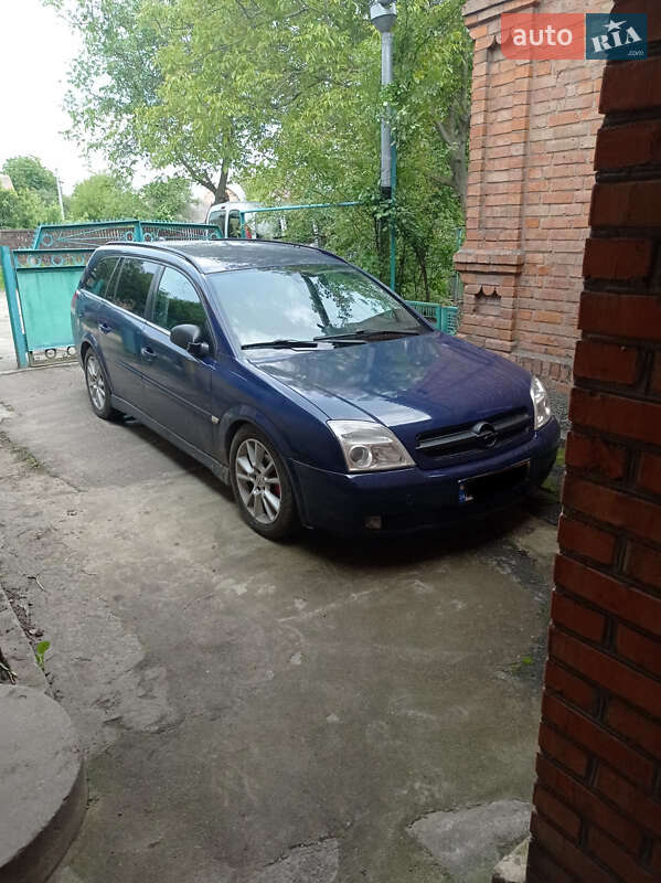 Универсал Opel Vectra 2004 в Конотопе