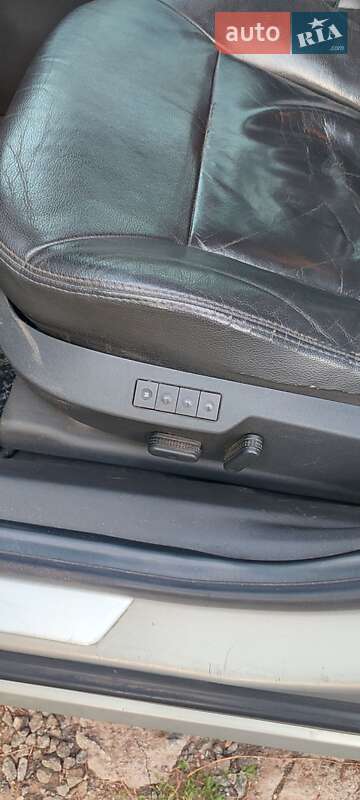 Седан Opel Vectra 2006 в Казатине