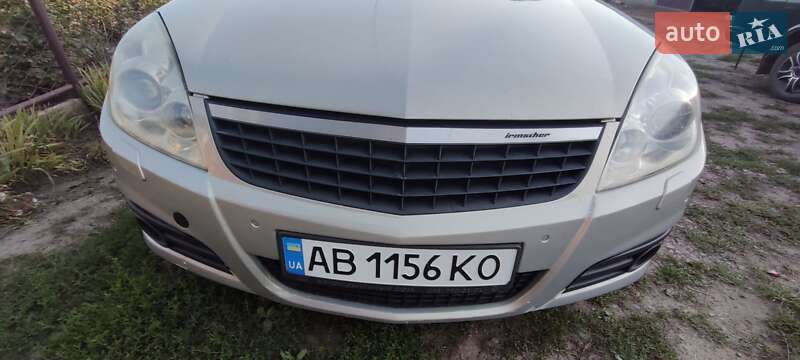 Седан Opel Vectra 2006 в Казатине