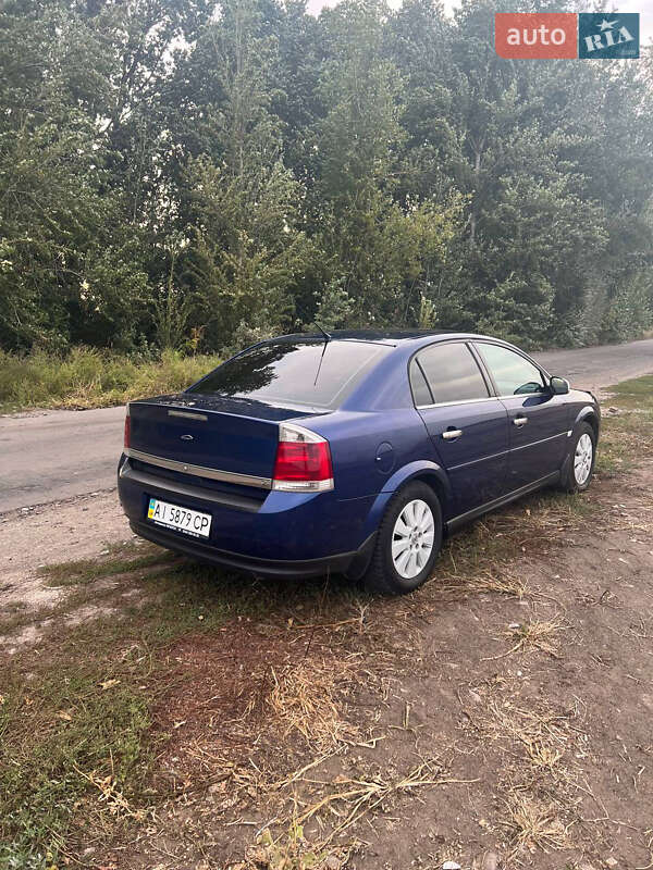 Седан Opel Vectra 2004 в Киеве