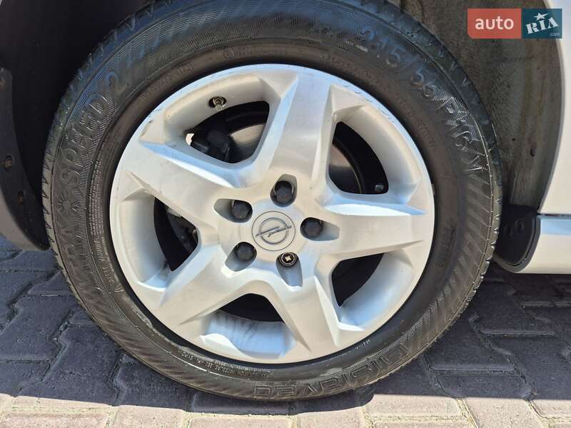 Седан Opel Vectra 2007 в Одессе