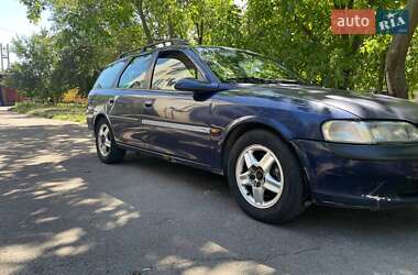 Універсал Opel Vectra 1998 в Черкасах