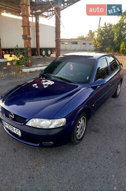 Ліфтбек Opel Vectra 1997 в Білгороді-Дністровському