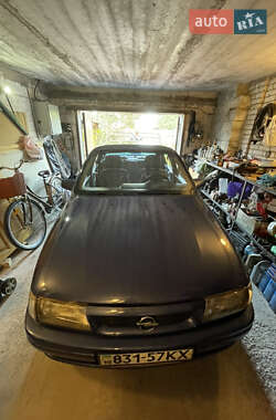 Седан Opel Vectra 1993 в Борисполе