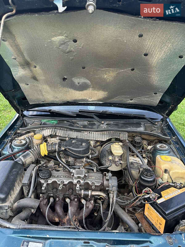 Лифтбек Opel Vectra 1995 в Ивано-Франковске фото 3 Лифтбек Opel Vectra 1995 в Ивано-Франковске