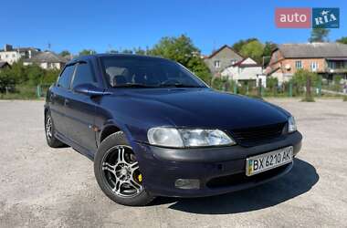 Седан Opel Vectra 1998 в Городку