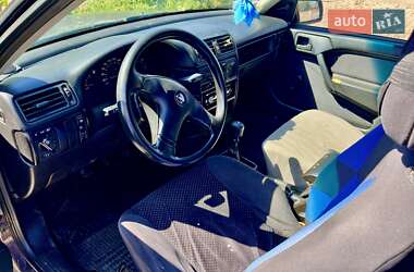 Седан Opel Vectra 1993 в 