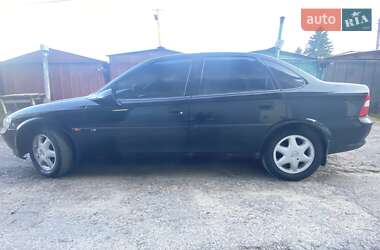Седан Opel Vectra 1998 в  фото 3 Седан Opel Vectra 1998 в