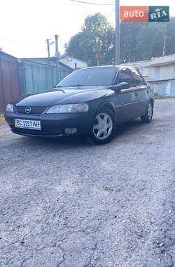 Седан Opel Vectra 1998 в  фото 10 Седан Opel Vectra 1998 в