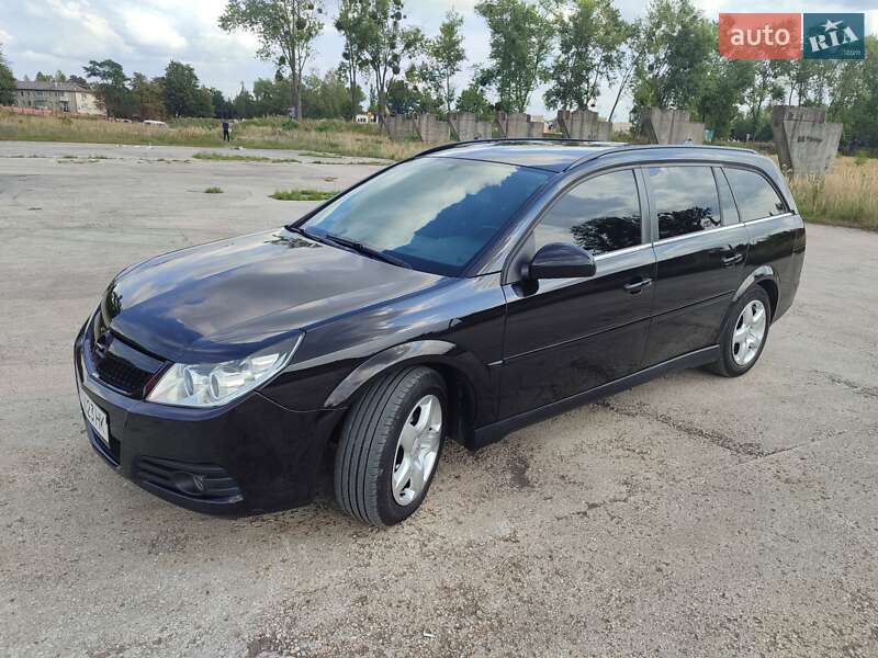 Универсал Opel Vectra 2006 в Новом Роздоле