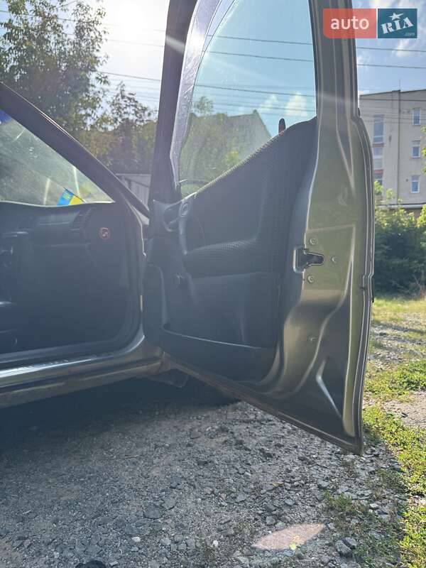 Седан Opel Vectra 1996 в Виннице