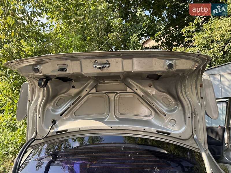 Седан Opel Vectra 1996 в Виннице