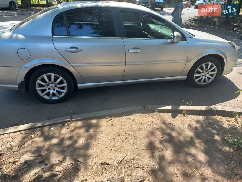 Седан Opel Vectra 2008 в Днепре