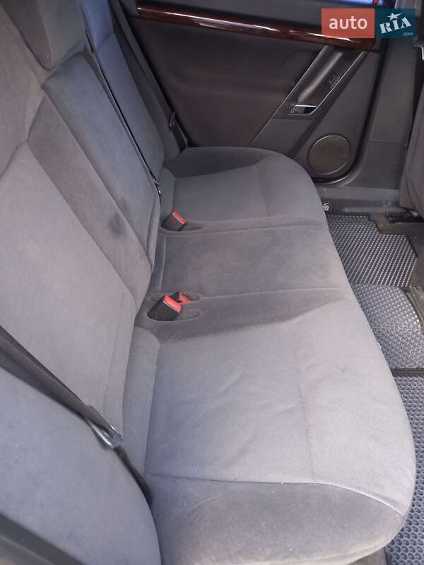 Универсал Opel Vectra 2004 в Черновцах