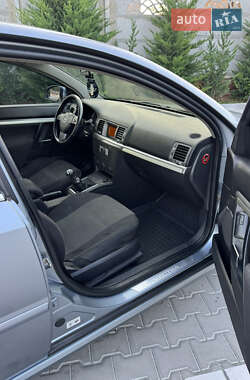 Седан Opel Vectra 2006 в 