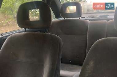 Седан Opel Vectra 1992 в Первомайске