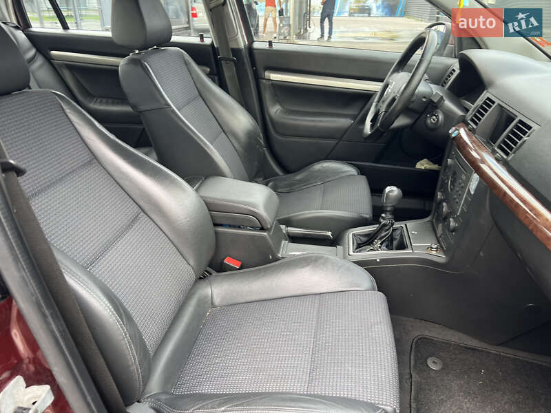 Седан Opel Vectra 2002 в Житомире фото 5 Седан Opel Vectra 2002 в Житомире