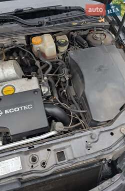 Универсал Opel Vectra 2003 в 