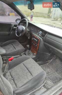 Седан Opel Vectra 1999 в 