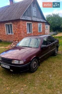 Седан Opel Vectra 1991 в Луцьку