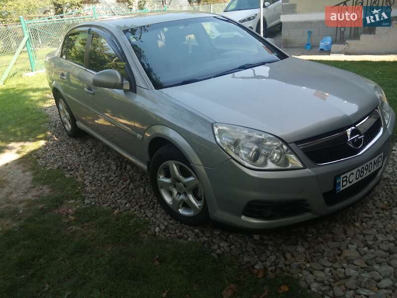 Седан Opel Vectra 2007 в Бориславе