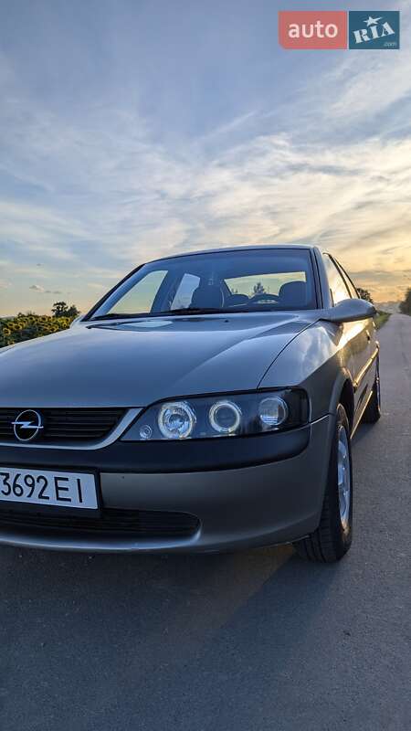 Седан Opel Vectra 1997 в Коломые