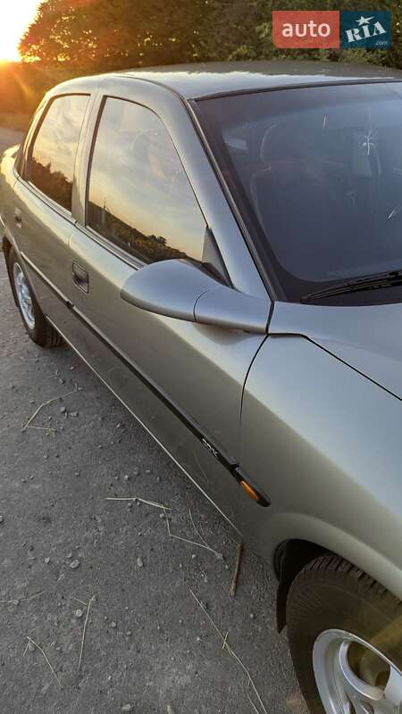 Седан Opel Vectra 1997 в Коломые