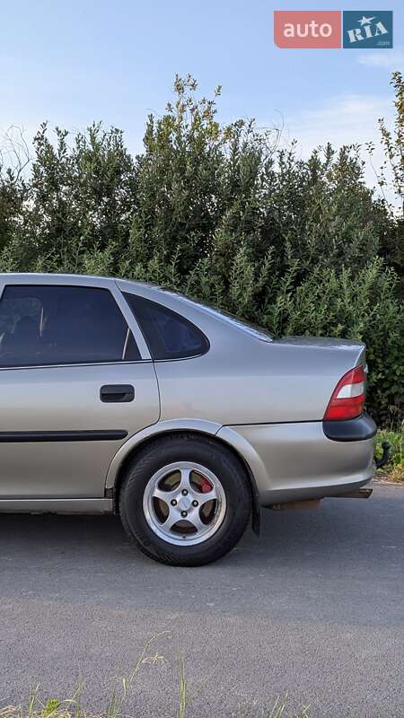 Седан Opel Vectra 1997 в Коломые