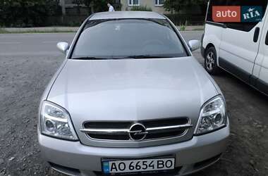 Седан Opel Vectra 2003 в Ужгороде