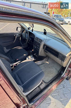 Седан Opel Vectra 1989 в 