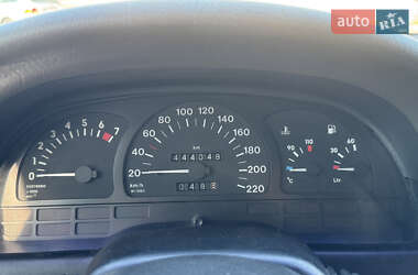 Седан Opel Vectra 1989 в 