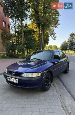Седан Opel Vectra 1996 в 