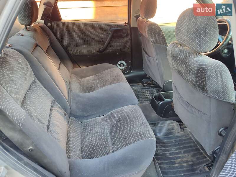 Седан Opel Vectra 1996 в Луцке