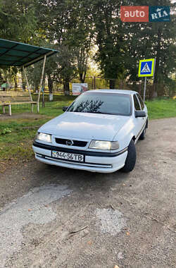 Седан Opel Vectra 1993 в Самборе