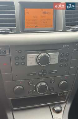 Седан Opel Vectra 2008 в 