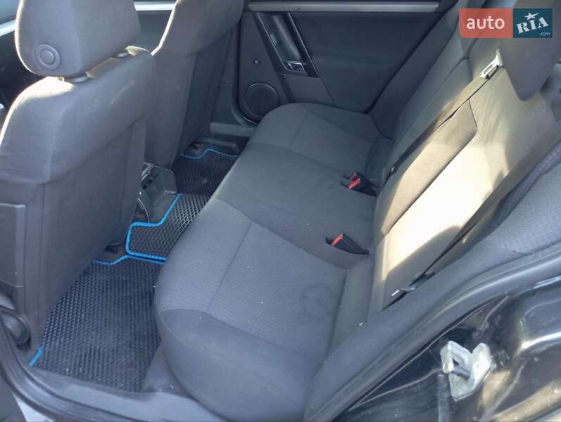 Седан Opel Vectra 2007 в Киеве
