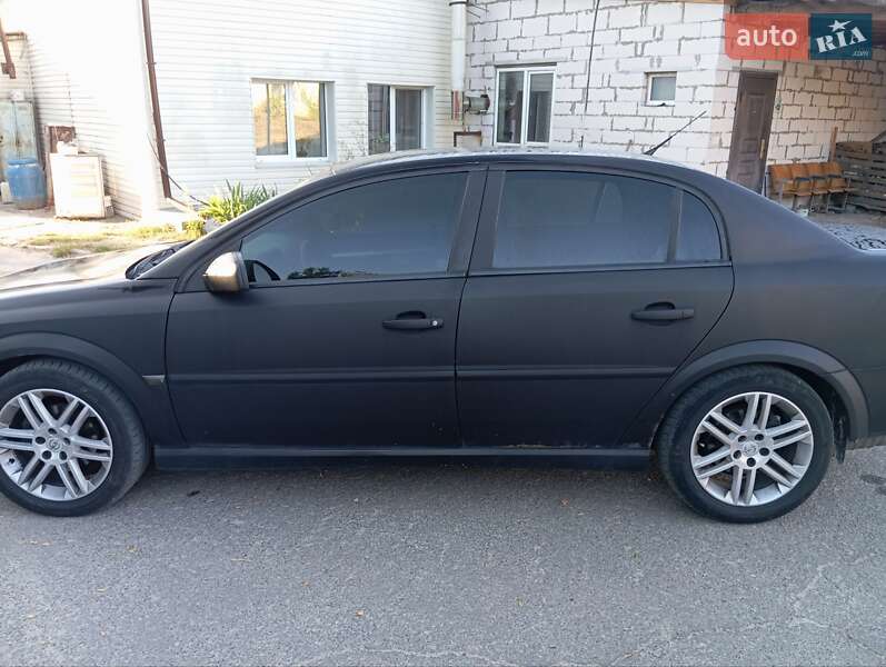 Седан Opel Vectra 2007 в Киеве