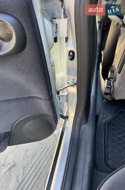 Седан Opel Vectra 2001 в 