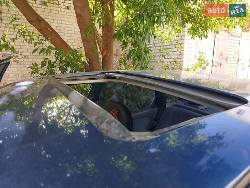 Седан Opel Vectra 1992 в Житомире