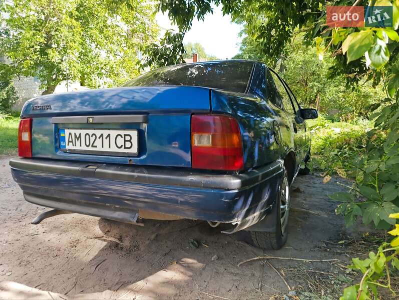Седан Opel Vectra 1992 в Житомире