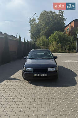 Седан Opel Vectra 1992 в Коломиї