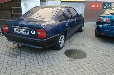 Седан Opel Vectra 1989 в Луцьку